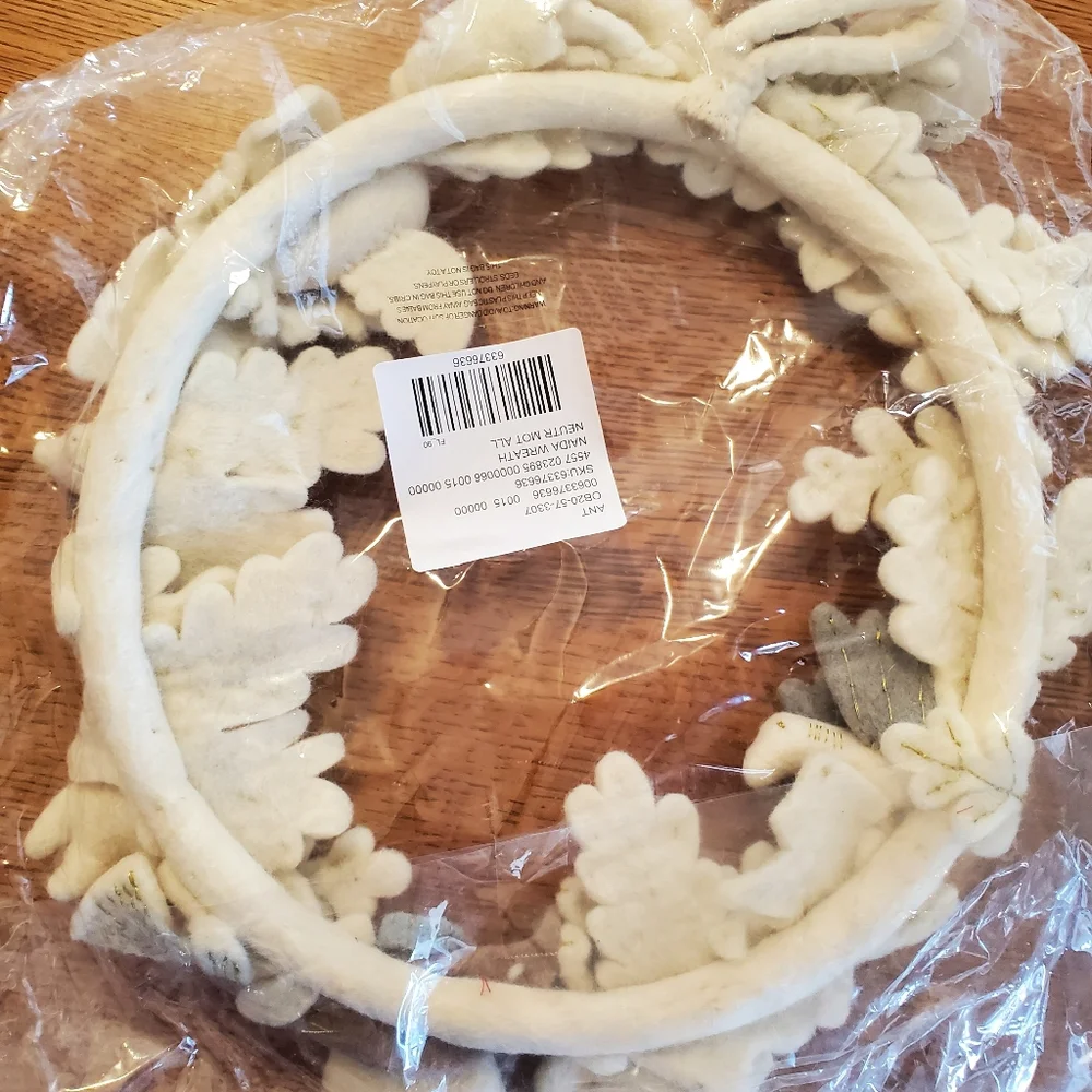 Anthropologie Nadia Wool Wreath
